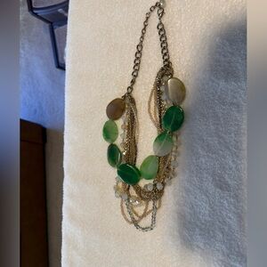 Green stone chunky necklace